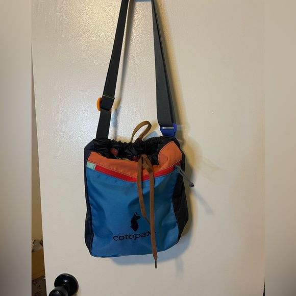 cotopaxi Handbags - Cotopaxi Camaya Satchel Del Dia